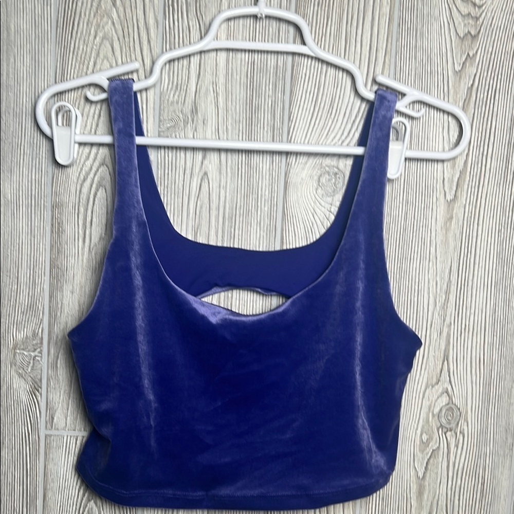 Athleta Velvet Cut Out Crop Size Medium Noble Blue